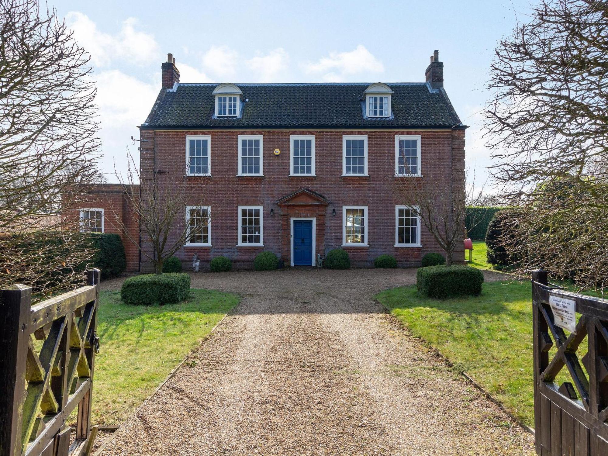 Hemblington Hall Arts And Leisure Ltd South Walsham ภายนอก รูปภาพ